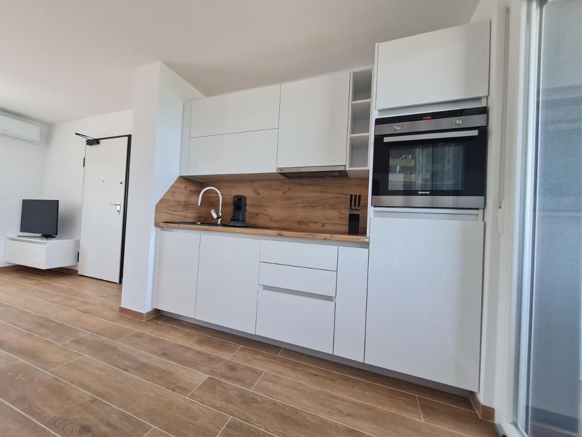 Apartmani Adria ニン エクステリア 写真