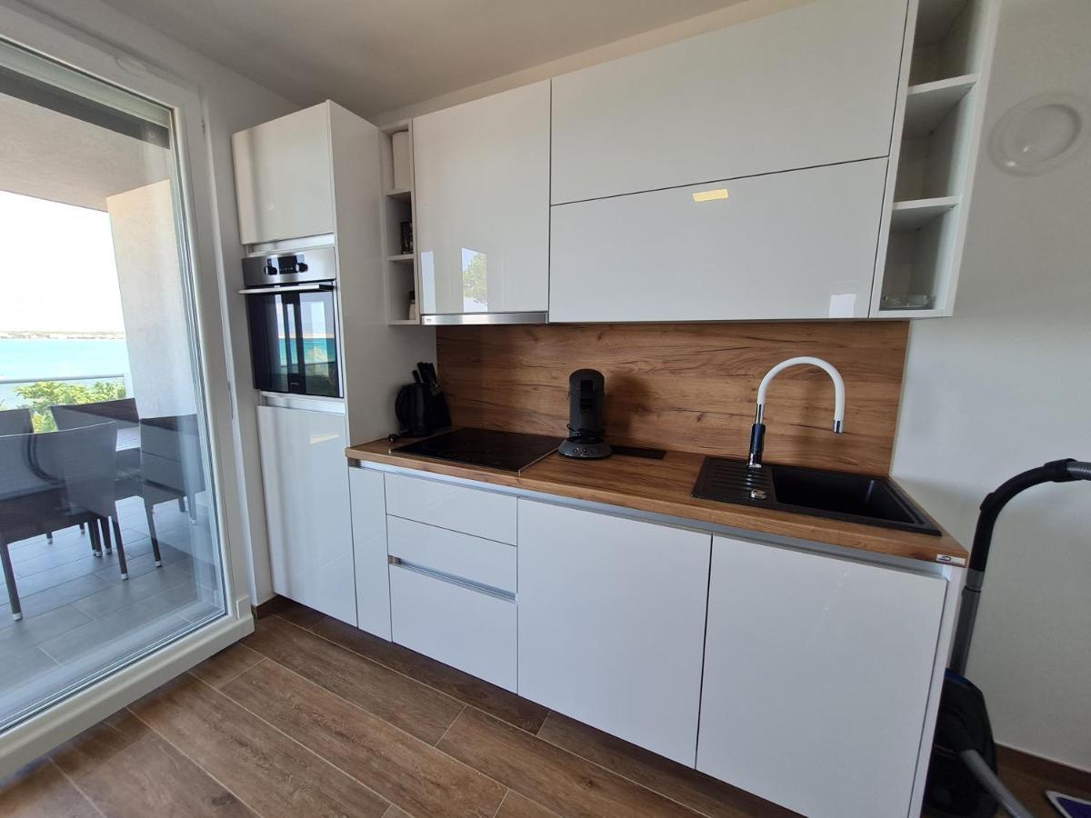 Apartmani Adria ニン エクステリア 写真