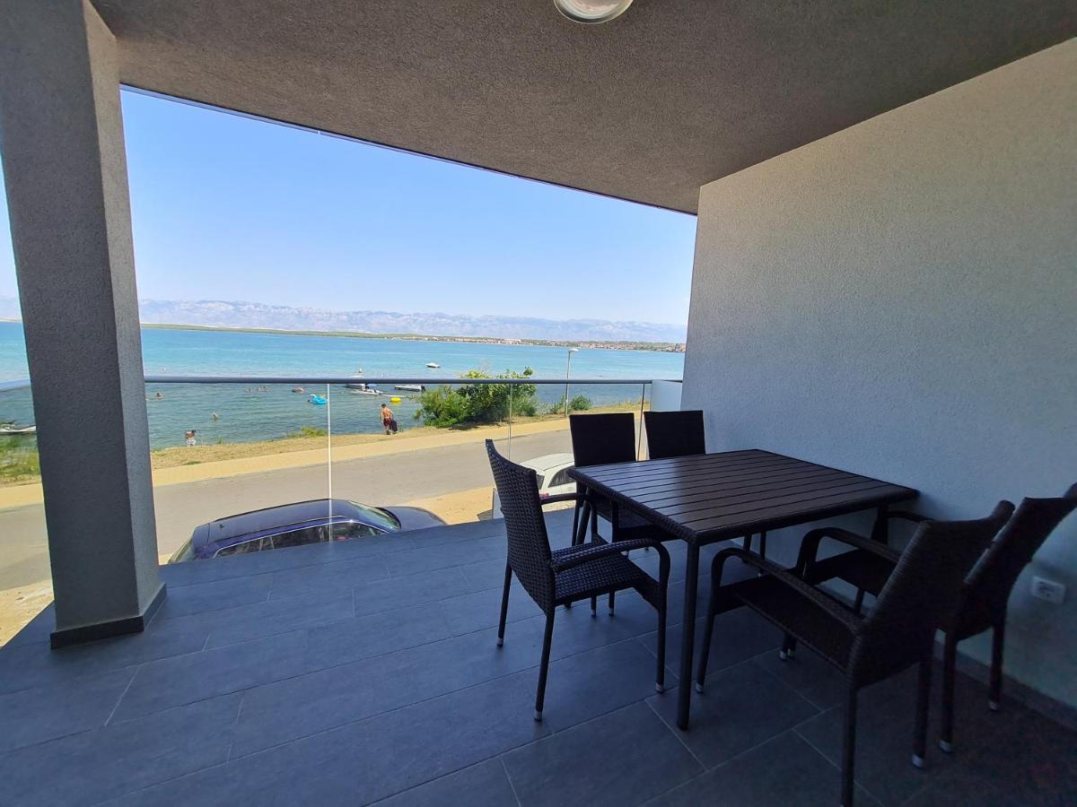 Apartmani Adria ニン エクステリア 写真