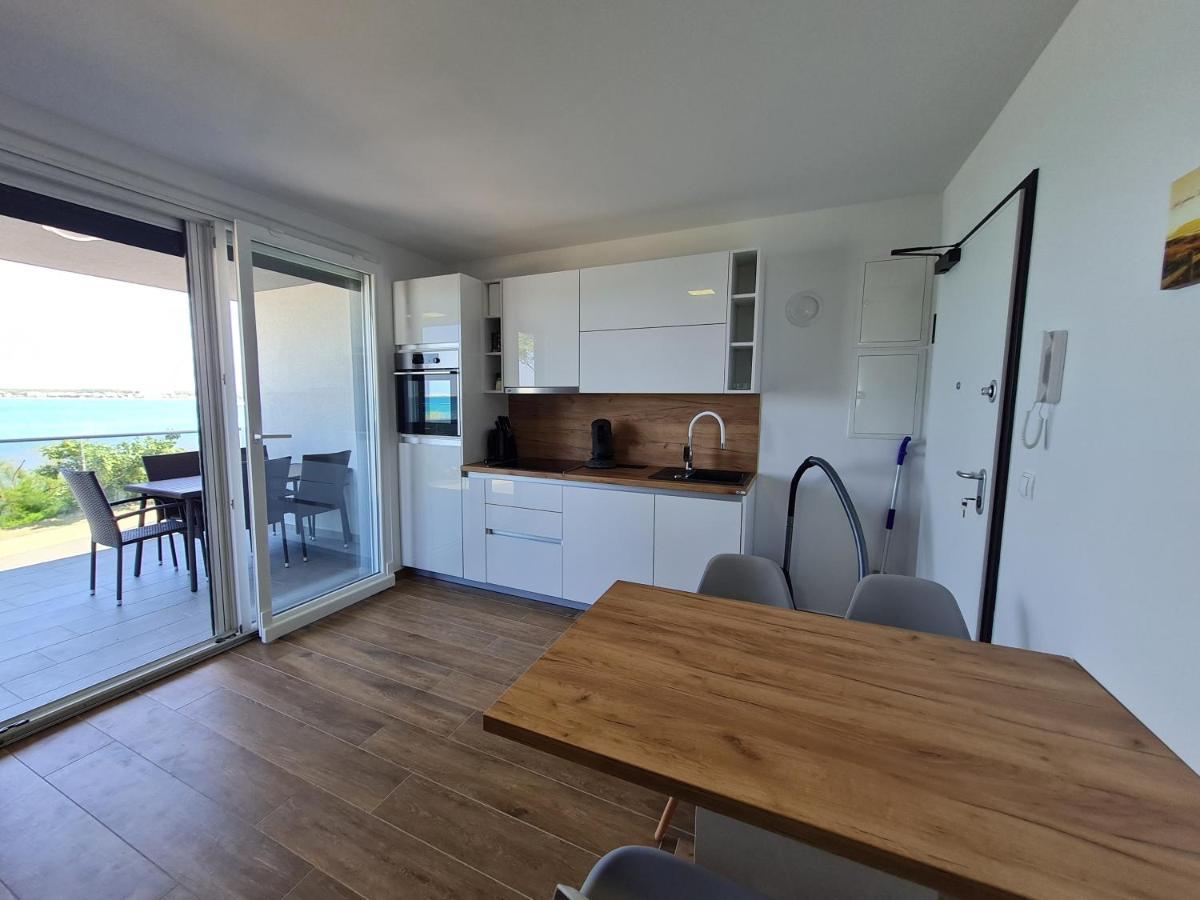 Apartmani Adria ニン エクステリア 写真